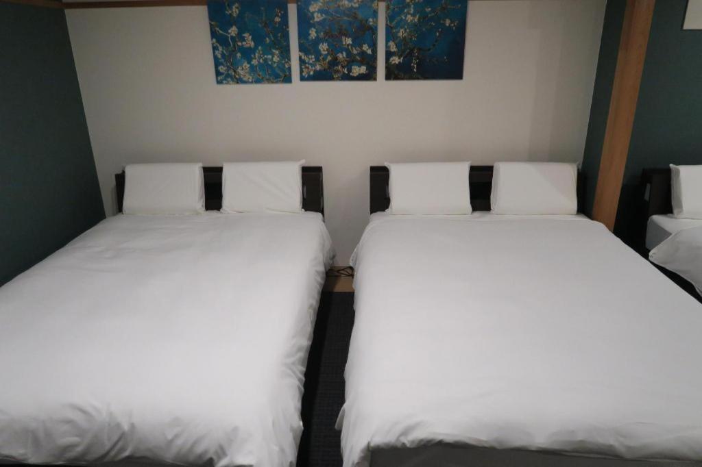 Rozy Hotel Namba Osaka Exterior photo